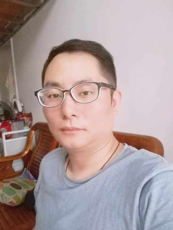 流星的尾巴的第一张照片--厦门交友网