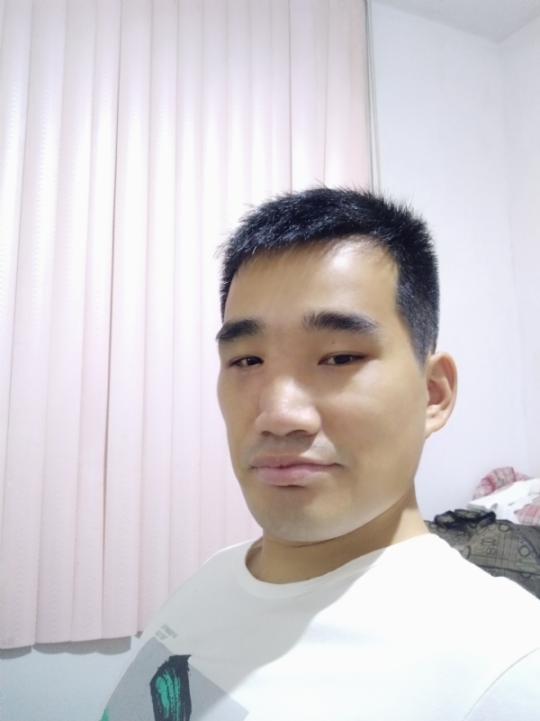 大男孩的第一张照片--厦门交友网