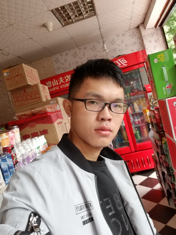 柒年的第一张照片--厦门交友网