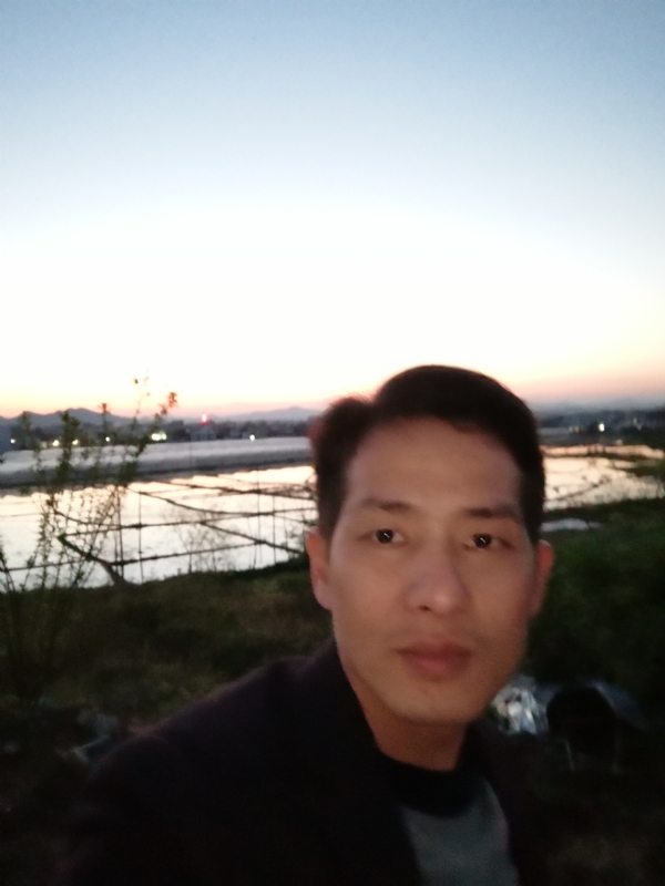 不忘初心的第一张照片--厦门交友网