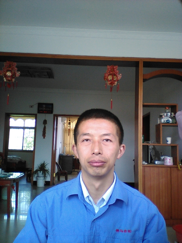 红玫瑰的第一张照片--厦门交友网