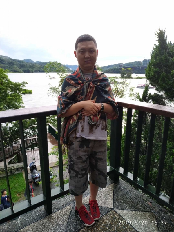 爱情里的俩个人的第一张照片--厦门交友网