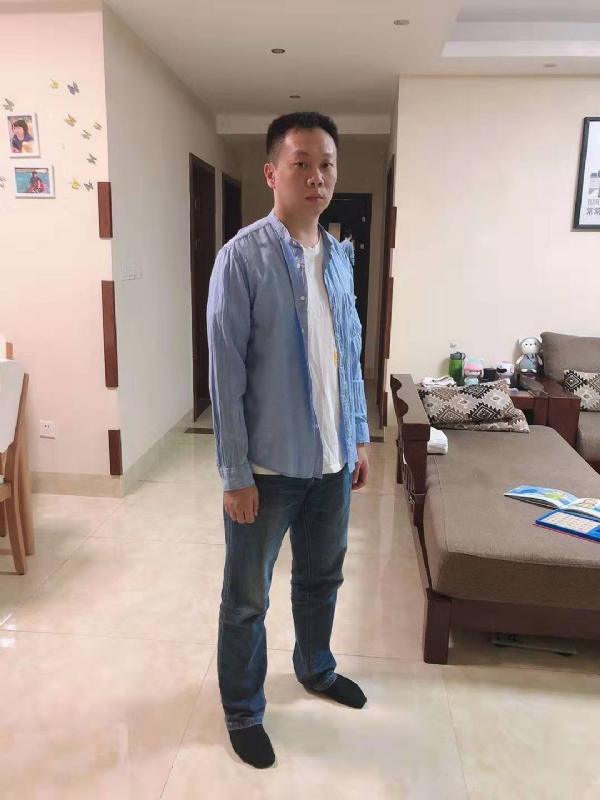 以勒的第一张照片--厦门交友网