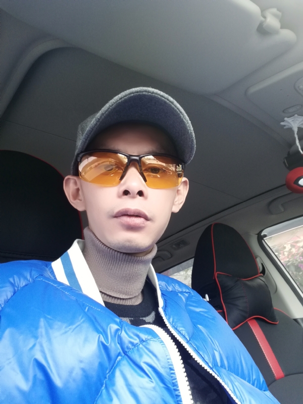愿得一人心的第一张照片--厦门交友网