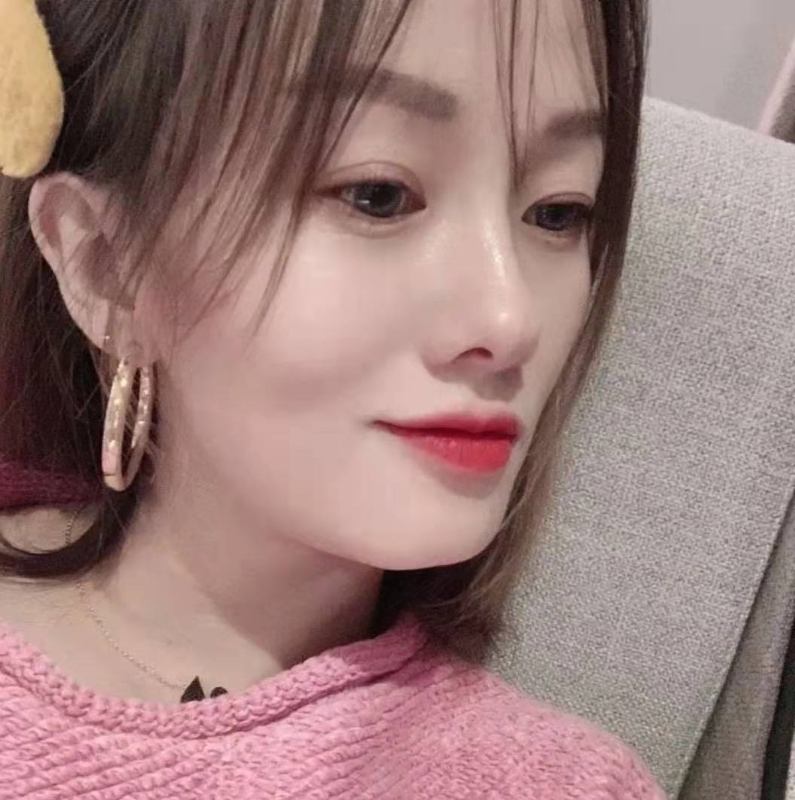 微醺的笑容的第一张照片--厦门交友网