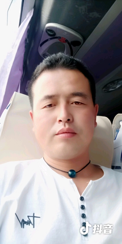 瞬间被爱上的第一张照片--厦门交友网
