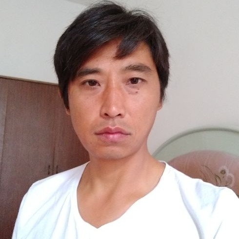 莞尔一笑的第一张照片--厦门交友网