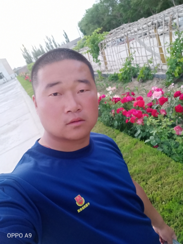 奋斗中的青春最美丽的第一张照片--厦门交友网