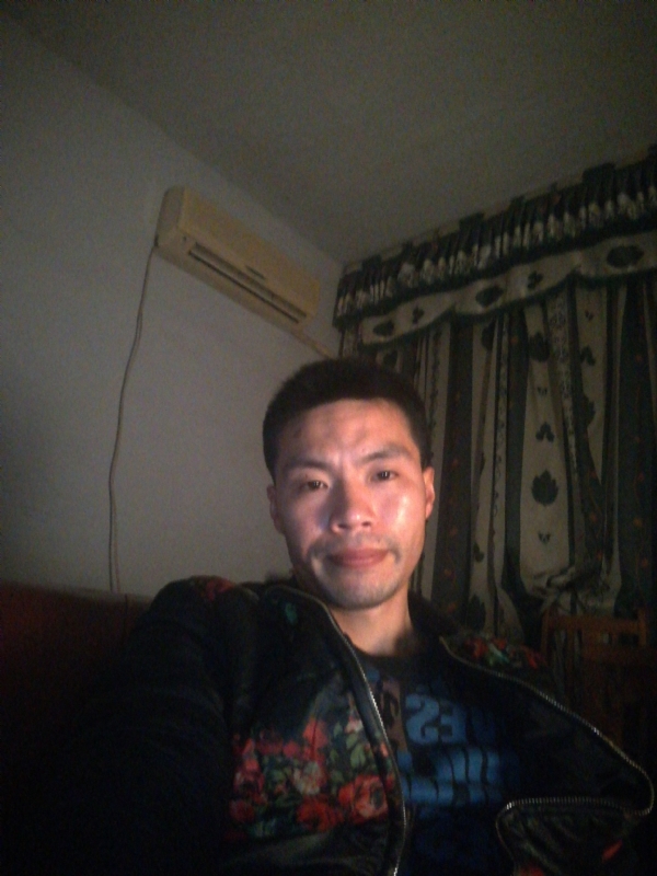 性情男儿的第一张照片--厦门交友网