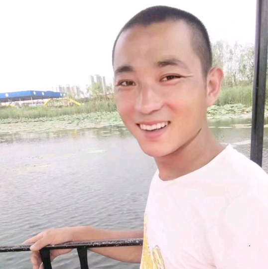 为你等候的第一张照片--厦门交友网