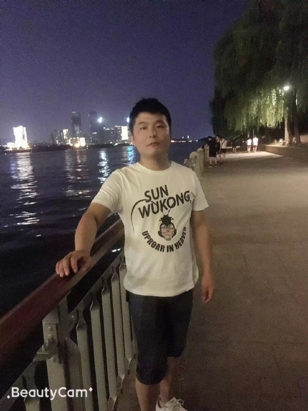 古月的第一张照片--厦门交友网
