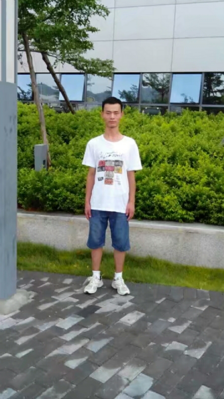 龙行天下的第一张照片--厦门交友网