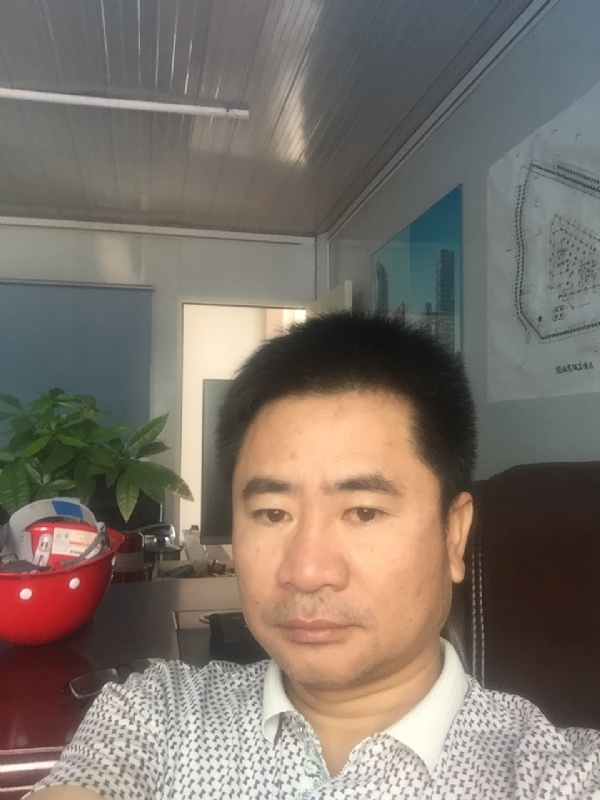 一步之遥的第一张照片--厦门交友网
