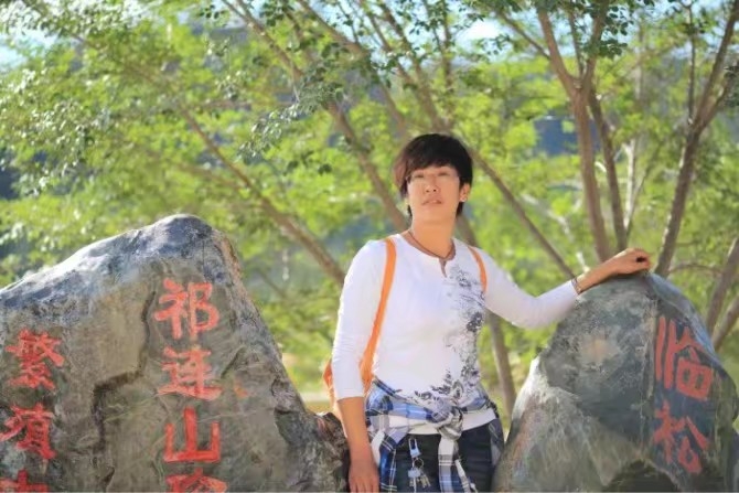 弱水河边青春草的第一张照片--厦门交友网