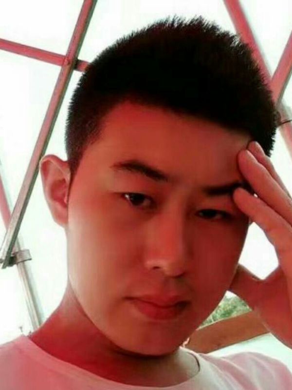 淡漠的第一张照片--厦门交友网
