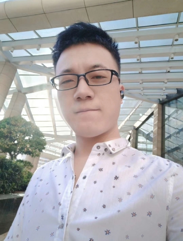 你是人间四月天的第一张照片--厦门交友网