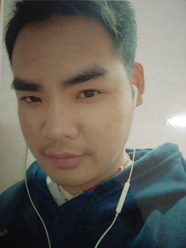渴望爱的第一张照片--厦门交友网