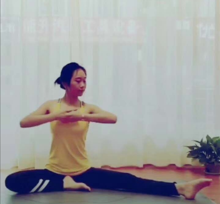 静静子的第一张照片--厦门交友网