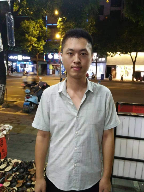 单身的雄鹰的第一张照片--厦门交友网