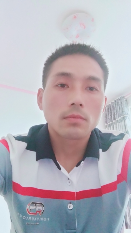 染红尘世的第一张照片--厦门交友网