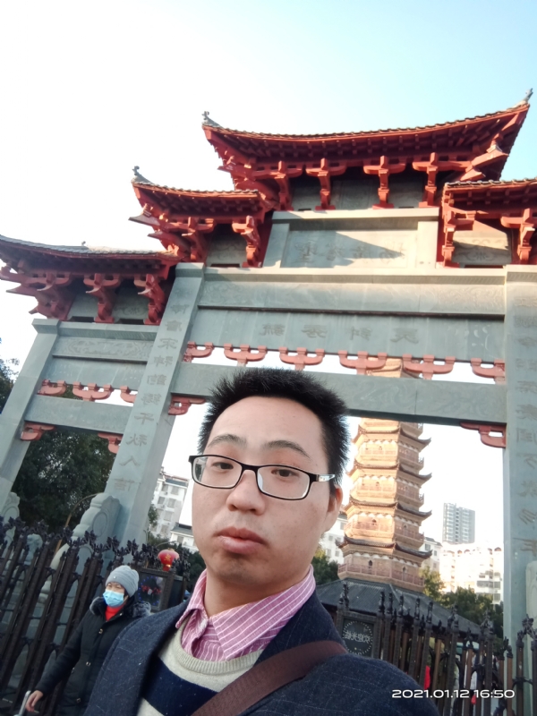 碧血丹心的第一张照片--厦门交友网