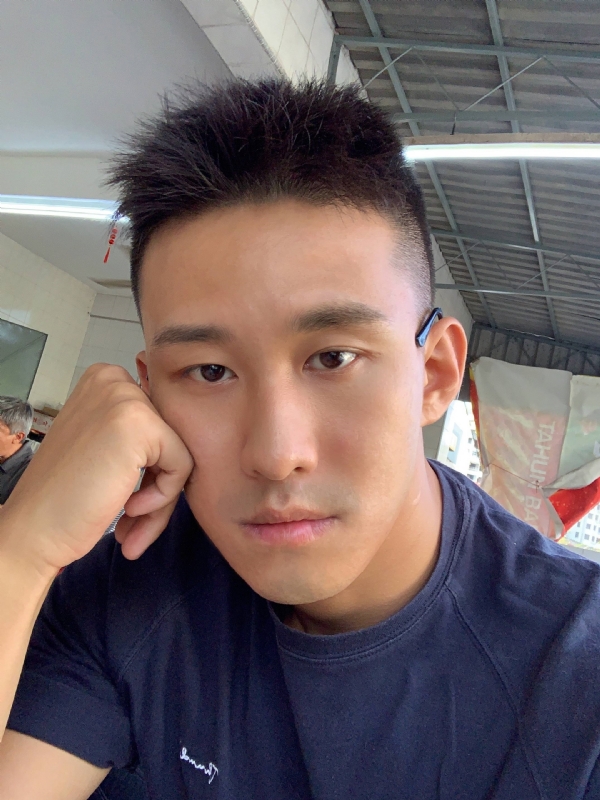 相见恨晚的第二张照片--厦门交友网