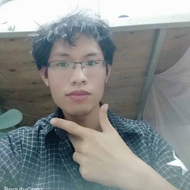 右边的第一张照片--厦门交友网