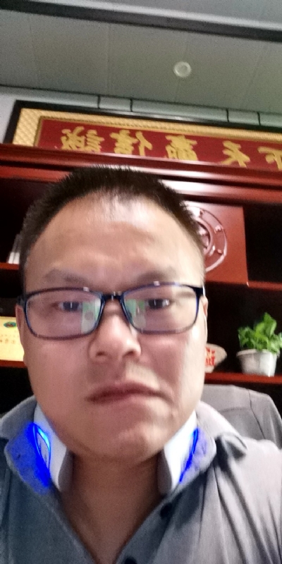 模具工匠的第一张照片--厦门交友网
