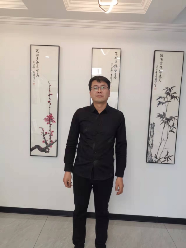 情义比天高的第一张照片--厦门交友网