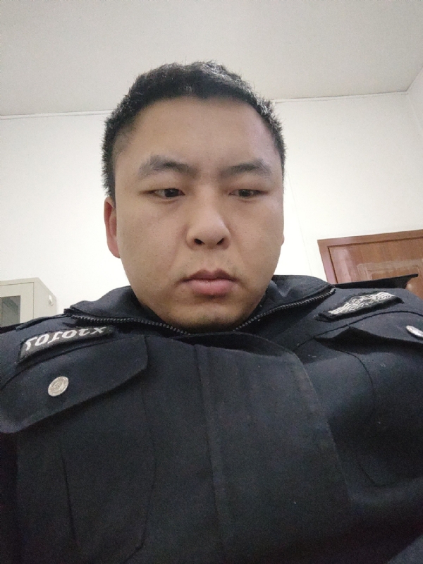 好纠结的第二张照片--厦门交友网