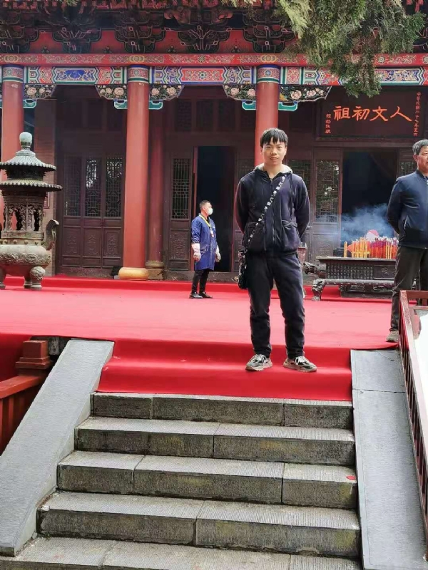 单身的小草的第三张照片--厦门交友网