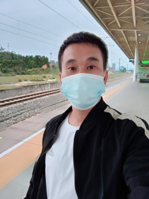 小李的第一张照片--厦门交友网