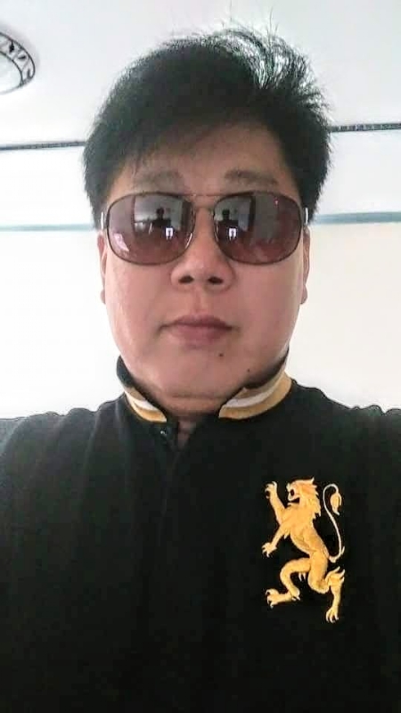 含笑半步癲的第一张照片--厦门交友网