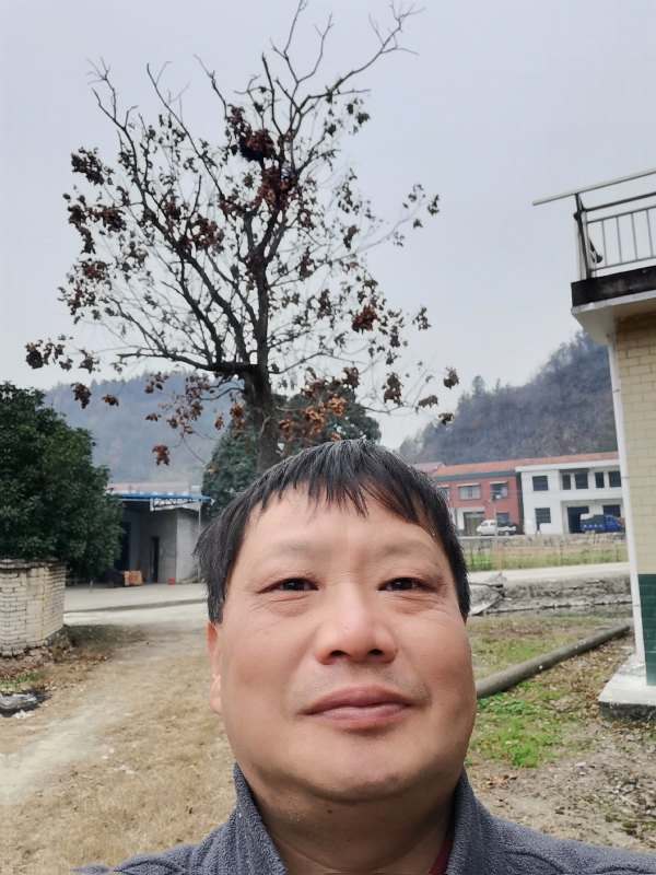 苏众青春冲浪的第一张照片--厦门交友网