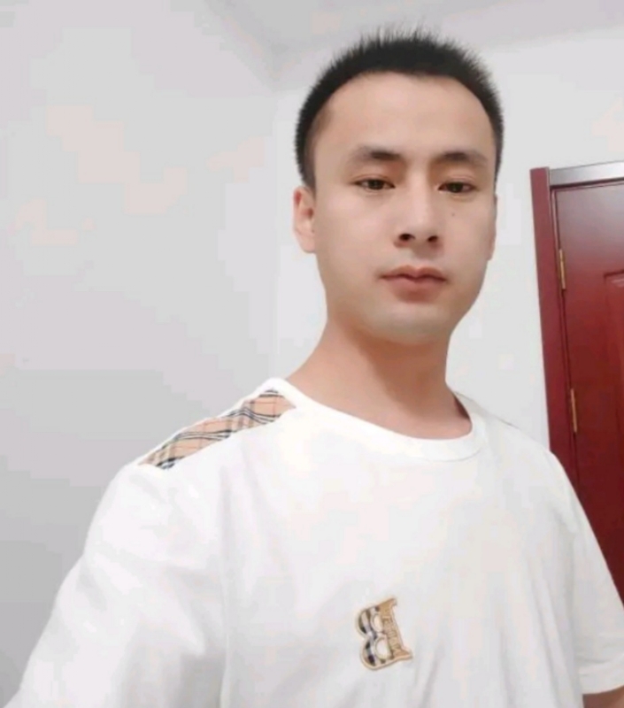 海阔天空的第一张照片--厦门交友网