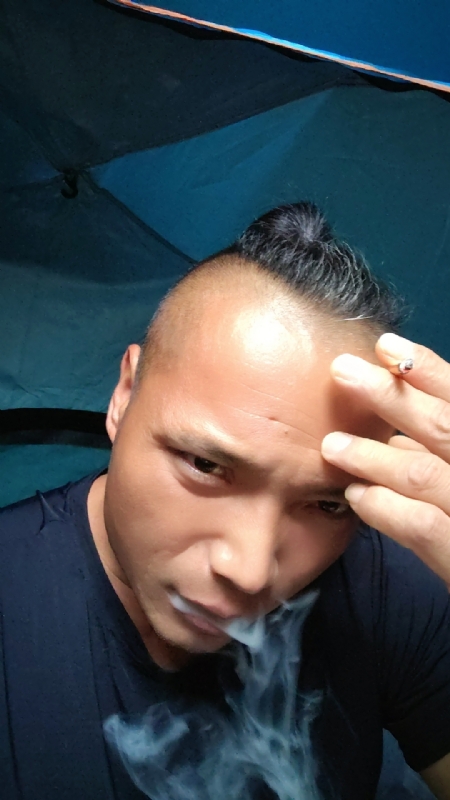 伯爵的第四张照片--厦门交友网
