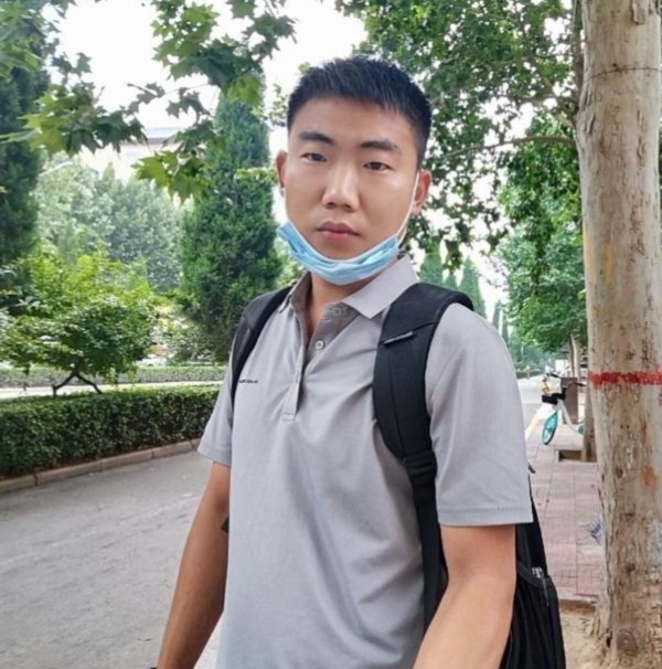 90年男征婚的第一张照片--厦门交友网