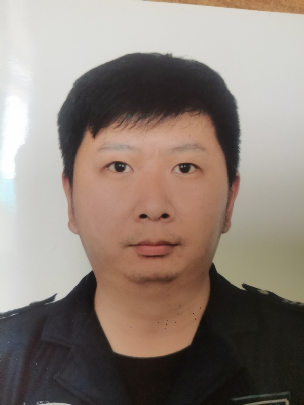 吕嘉的第一张照片--厦门交友网
