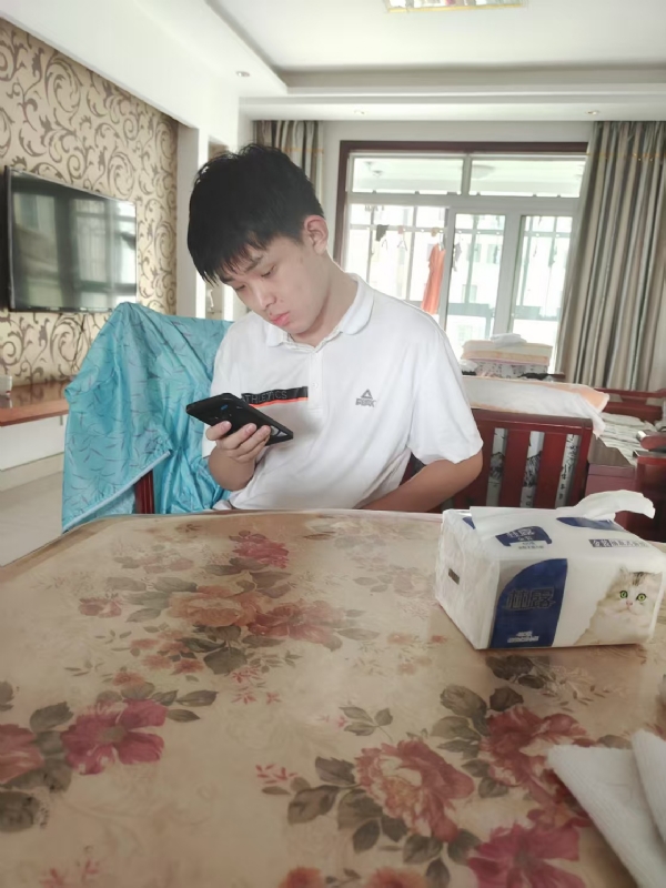 铁在烧的第一张照片--厦门交友网