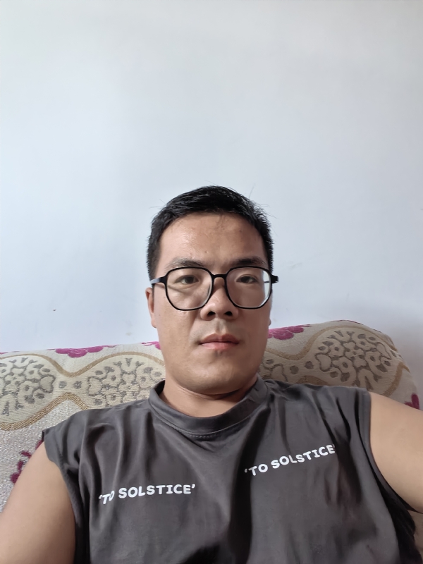 卫TF的第三张照片--厦门交友网